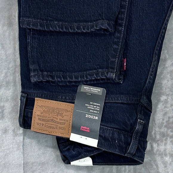 Levi's Wedgie High Rise Tapered Leg Button-Fly Jeans Sz 30 - Picture 7 of 10
